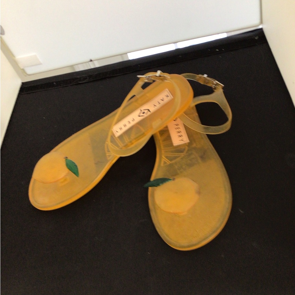 Katy Perry Collections Orange Fruit Sandals - Picture 3 of 12